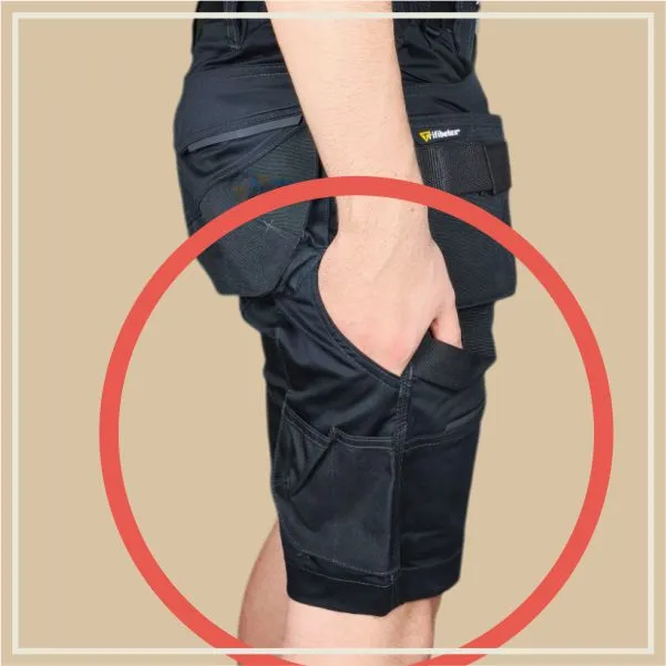 Seitliche offene Tasche für ein Maßband