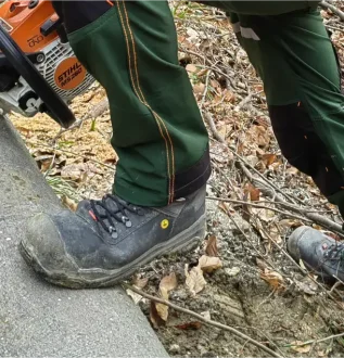 Pracovná obuv podľa ceny: Od najlacnejšej po najdrahšiu pracovnú obuv