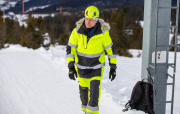 Helly Hansen zima 2022 - nový katalóg aj reflexné oblečenie
